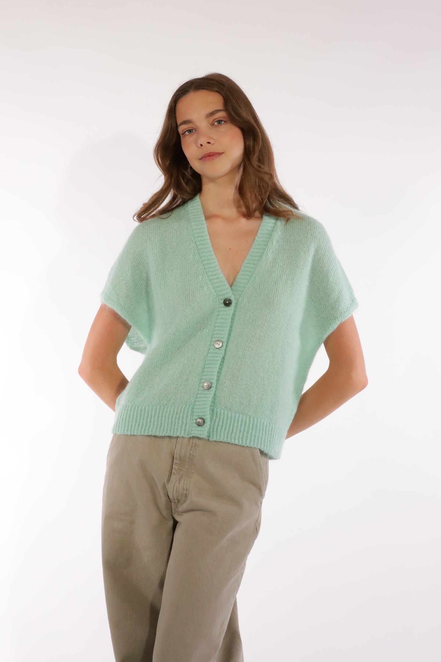 GABY SLEEVELESS CARDIGAN
